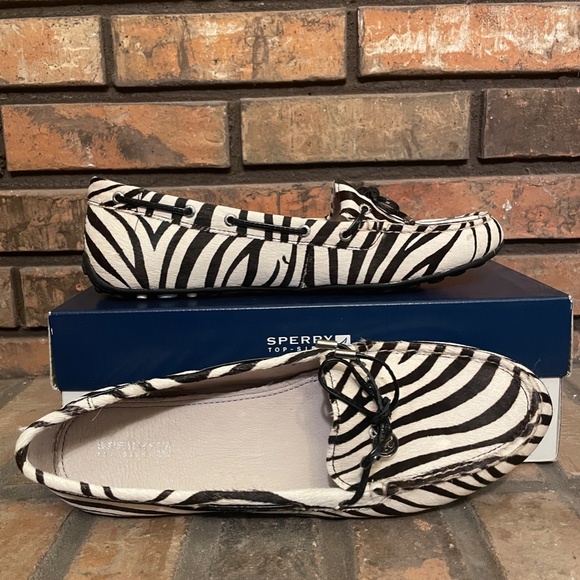 Sperry* Zebra print* loafers* with pony hair *leather tassel *size 9.5 - Picture 2 of 6